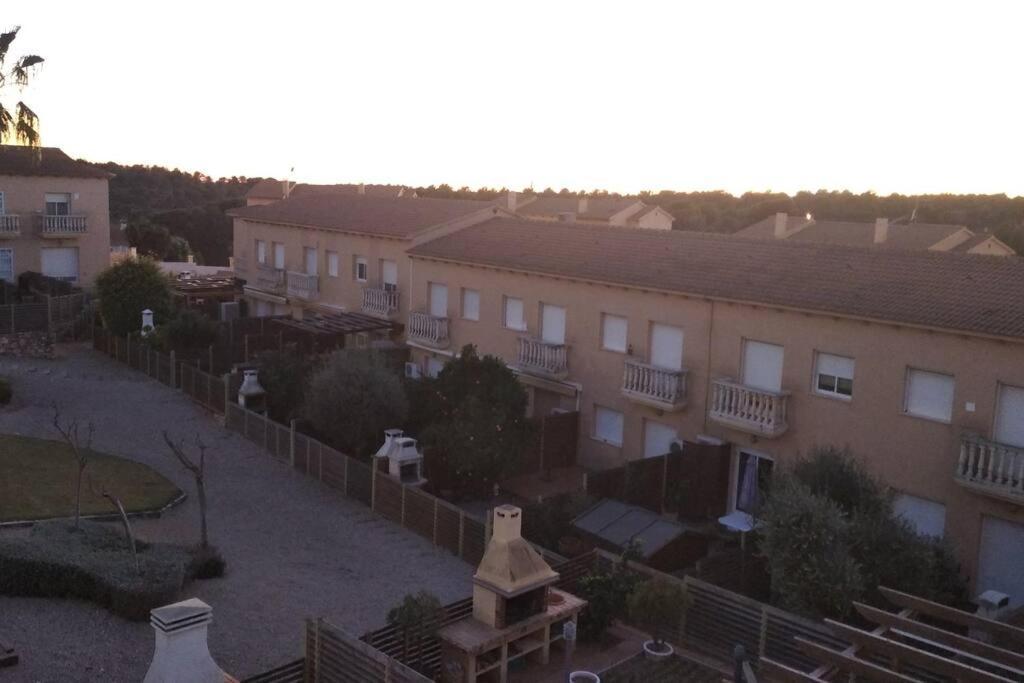 Fantastica Casa Con Piscina Y Playa ,Torredembarra-Tarragona Villa Pobla de Montornés Kültér fotó