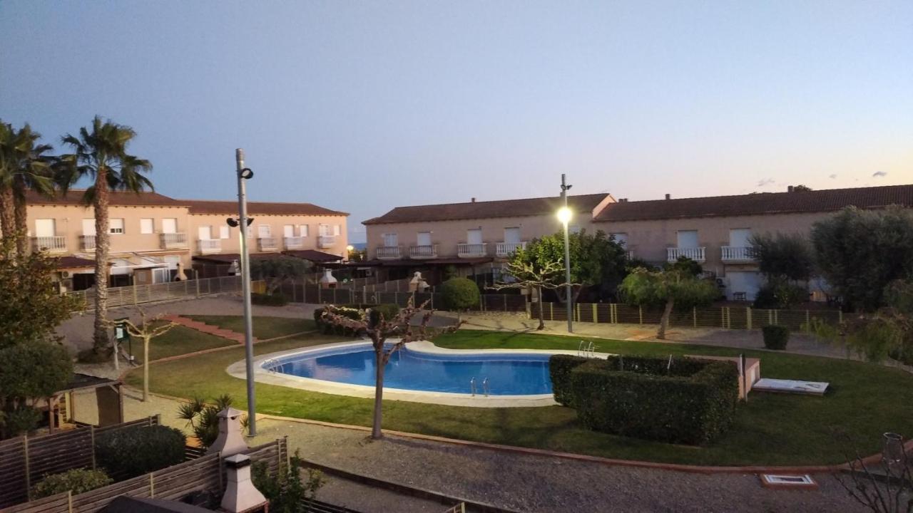Fantastica Casa Con Piscina Y Playa ,Torredembarra-Tarragona Villa Pobla de Montornés Kültér fotó